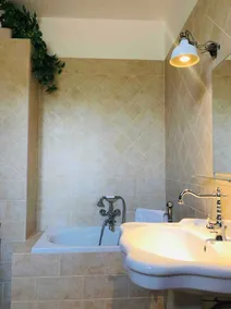 Stone villa with trulli in the Itria Valley, 5 km from Alberobel and 10 km from the sea - Image 4