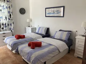 🌴Spacieuse villa familiale avec piscine privée et vues sur la mer, à seulement 250 m de la mer ! - Image 4