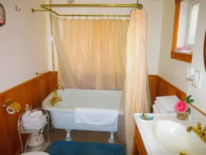 Front Range Cottage - Image 2