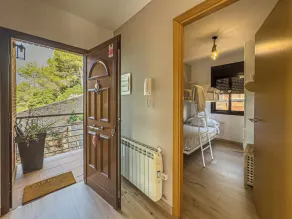 4 bedroom private vacation home in Canyelles - Image 2