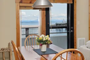 Waterfront one bedroom condo - private deck offering spectacular views - Image 5