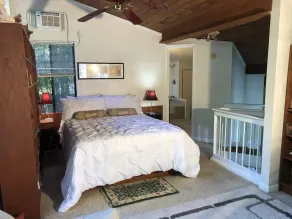 MoonStar Lodge 2BD/2BA - Lake Oconee - Pool & Dock! - Image 5