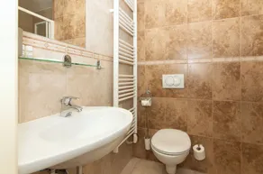 Marina Residence Apartment 603 - Image 5