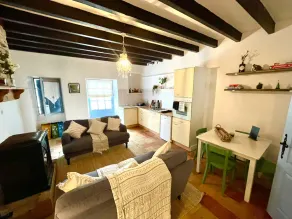 Golden Fig Sleeps 6 with Pool - Image 4