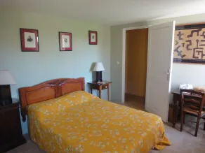 \"IDYLLIC RETREAT\" FARMHOUSE, GUESTHOUSE, HUGE GARDEN, POOL, CLOSE TO VILLAGE - Image 2
