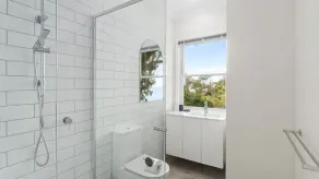 Attunga - Relaxed family beach home among the gum trees - Image 2