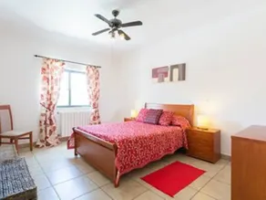 Spacious Apartment With Shared Pool And Sea Views - Image 3