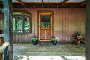 Big South Fork Equestrian Cabin & Barn with RV Hookups - Image 5