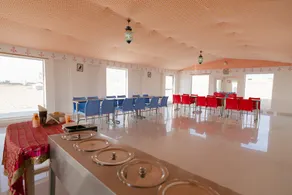 GOLDEN SANDS - Image 3