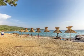 Elegance and hospitality near the sea with sea view - Image 3