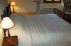 Perugino vacation apartment with garden and pool - Image 3