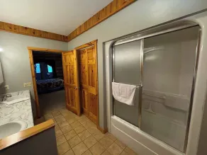 Katherine Lake Lodge - Image 3