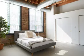 Stunning Designer Loft in Fulton Market, Sleeps 24 - Image 2