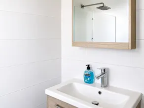 Helen Beachfront Apartments - Image 4