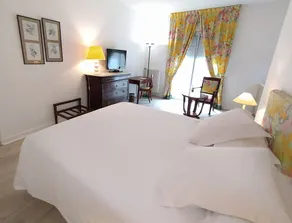 Appart'hotel Le Saint Antoine - Le Studio Confort en Centre Ville - Image 5