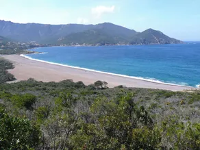 Maison de caractère, pierre sèche, plages à 50 m, 150 m de Galéria, pour 2 - Image 2