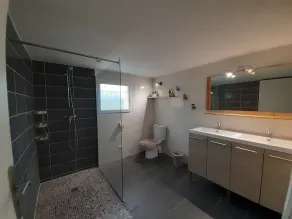 Stor lejlighed i rækkehus med pool - Image 2