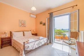 Holiday Apartment \"Even Ezer\" with Sea View, Private Pool & Wi-Fi - Image 4