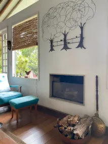casa de veraneio, super arborizada, ambiente rural c/as mordomias da cidade - Image 2