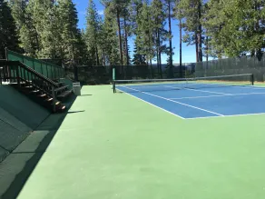 NYTT LISTNING! Tahoe pärla! Rymlig Lake Village lägenhet nära stränder och skidområde! - Image 3