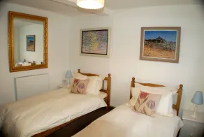Orchard Barn nr Honiton with 200 acres of parkland & ancient woodland - Image 5