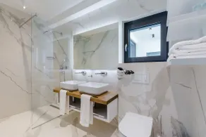 Holiday Home for 16 guests with 620m² in Sutivan (95842) - Image 4