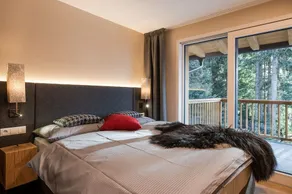 Ferienwohnung 'Piz Aich Natur Chalet Panorama' mit Bergblick, Balkon und WLAN - Image 4