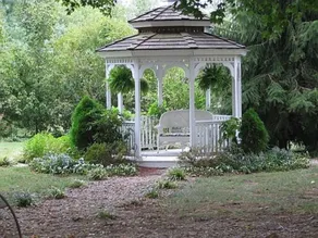 Maple Hill Manor - Image 3