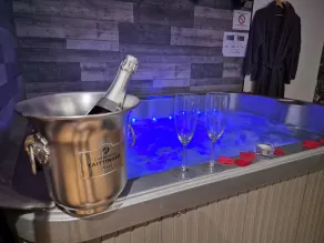 Private Jacuzzi apartment near the route des grands crus - Image 2