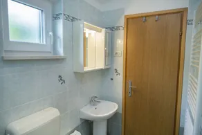 Apartment with Balcony and Sea View - Image 3