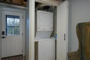 JB`s Place - One Home with Two Living Spaces! - Image 4