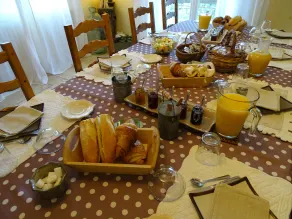 Room 1 - \"Le Robion - Image 5