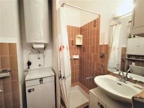 Bright and functional studio ideally located in Aix-les-Bains - Image 2