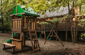 Hochatown Cabin- Sleeps 8,Hot tub, playset, arcade & more! - Image 2