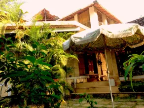 Tranquil Hill Side residence - Image 3