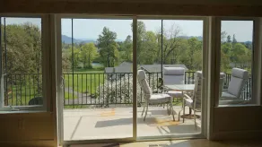 Comfy, Well-Appointed Guest House with a Beautiful View! - Image 4