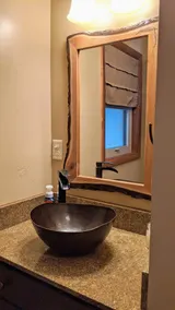Private Cabin on South Shore Pelican Lake - Image 2