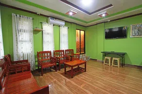 Loboc Airbnb Traveller's Inn - Image 5