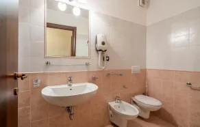 Fantastiskt hem i San Giovanni - Image 4