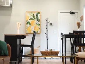 Prime OTR+QueenBed+50inTV+Near TQL+Studio+Equipped+Sleeps 4ppl - Image 5