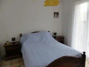 Villa for 4 persons with swimming-pool in the residence - Image 3