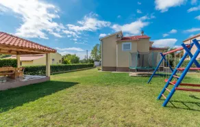 Preciosa casa en Pristeg - Image 2