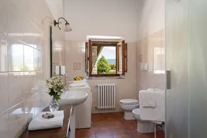 Wunderbares alleinstehendes Ferienhaus mit  W-LAN, privatem Pool, Klimaanlage, TV und Panoramablick - Image 3