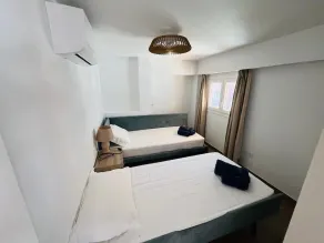 Luxury, beach front, two-bedroom apartment - Image 5