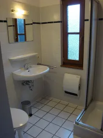 Luxury holiday home, 100 meters from forest, swimming pool nearby, 4 km from Edersee - Image 2