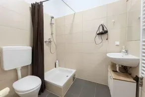 Comfortable 3BR Apartment in Vienna - Image 2