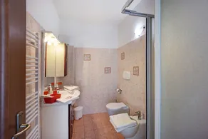 Casa de férias Casale Filiberto Golfo com vista para o mar, jardim e Wi-Fi - Image 3
