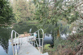 Panoramic Riverside and Lush Forests Views, Pet Friendly, New Décor, Steps Away From Dockside - Image 2