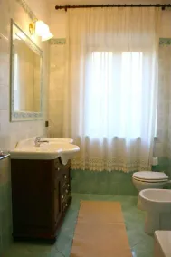 Bella villa con piscina privata situata nel territorio collinare della Valdichiana, a circa 1 km dal - Image 3