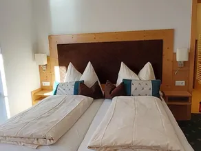 Dobbeltværelse med balkon og søudsigt - Haus Hirschpoint - Image 5